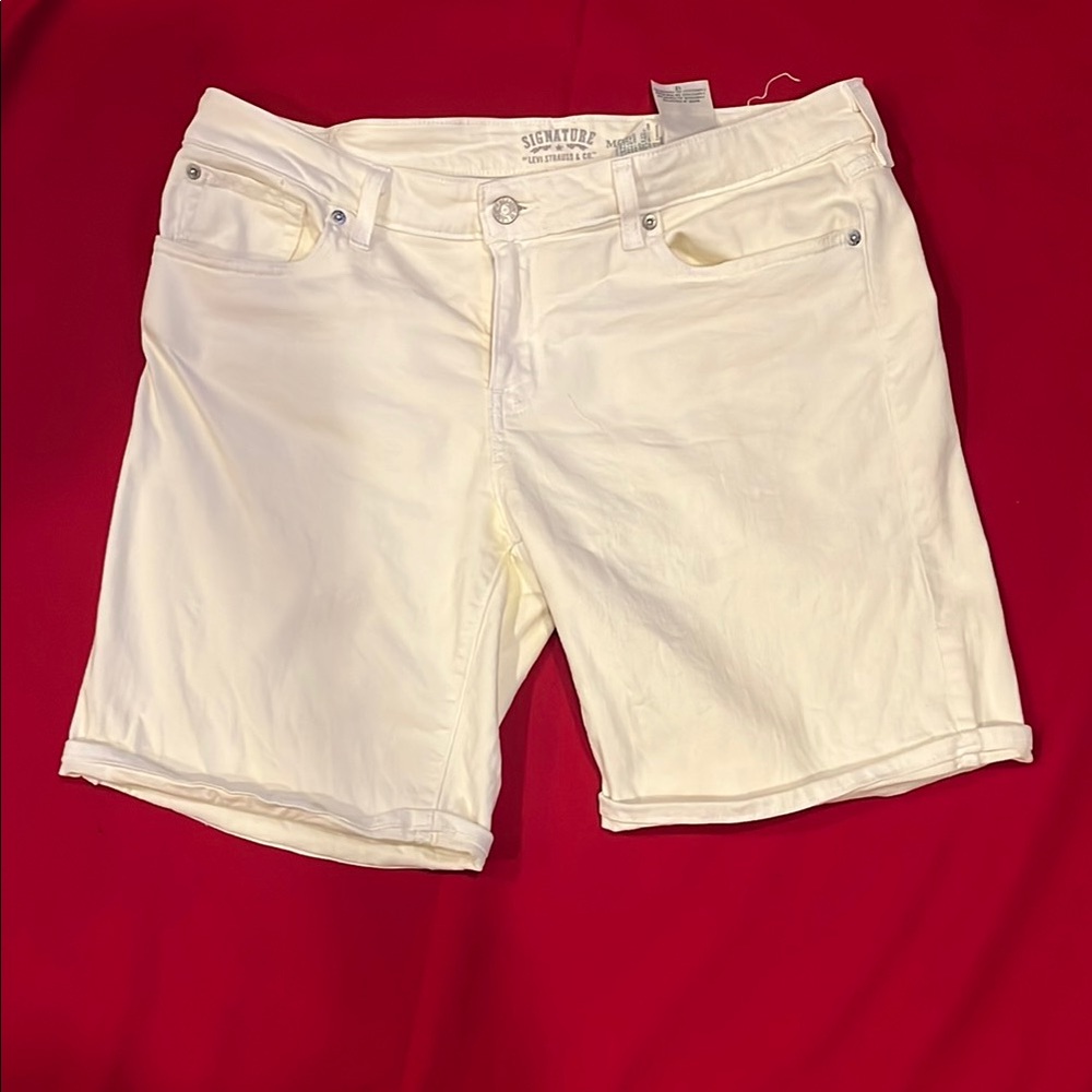 Levi Signature Women's White Shorts